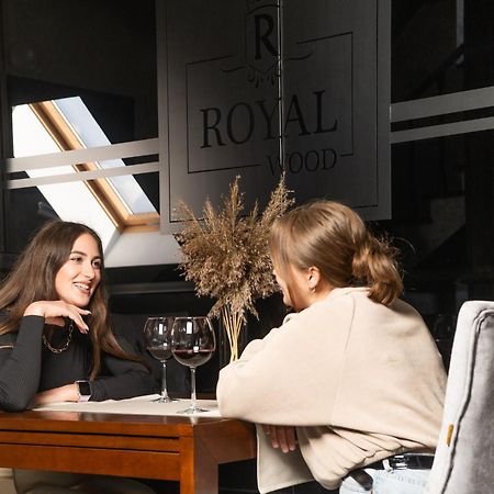 Royal Wood Hotel Rokytne  المظهر الخارجي الصورة