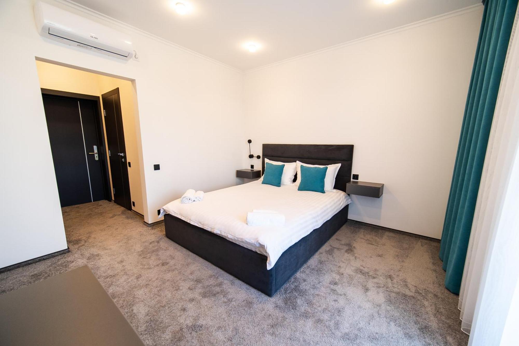 Royal Wood Hotel Rokytne  المظهر الخارجي الصورة